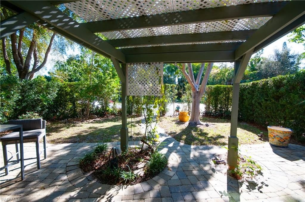1313 Solana Rd W – photo 3