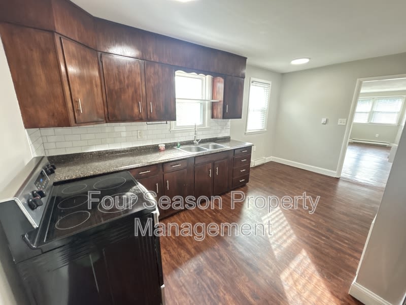 419 Linganore Avenue 1 – photo 4