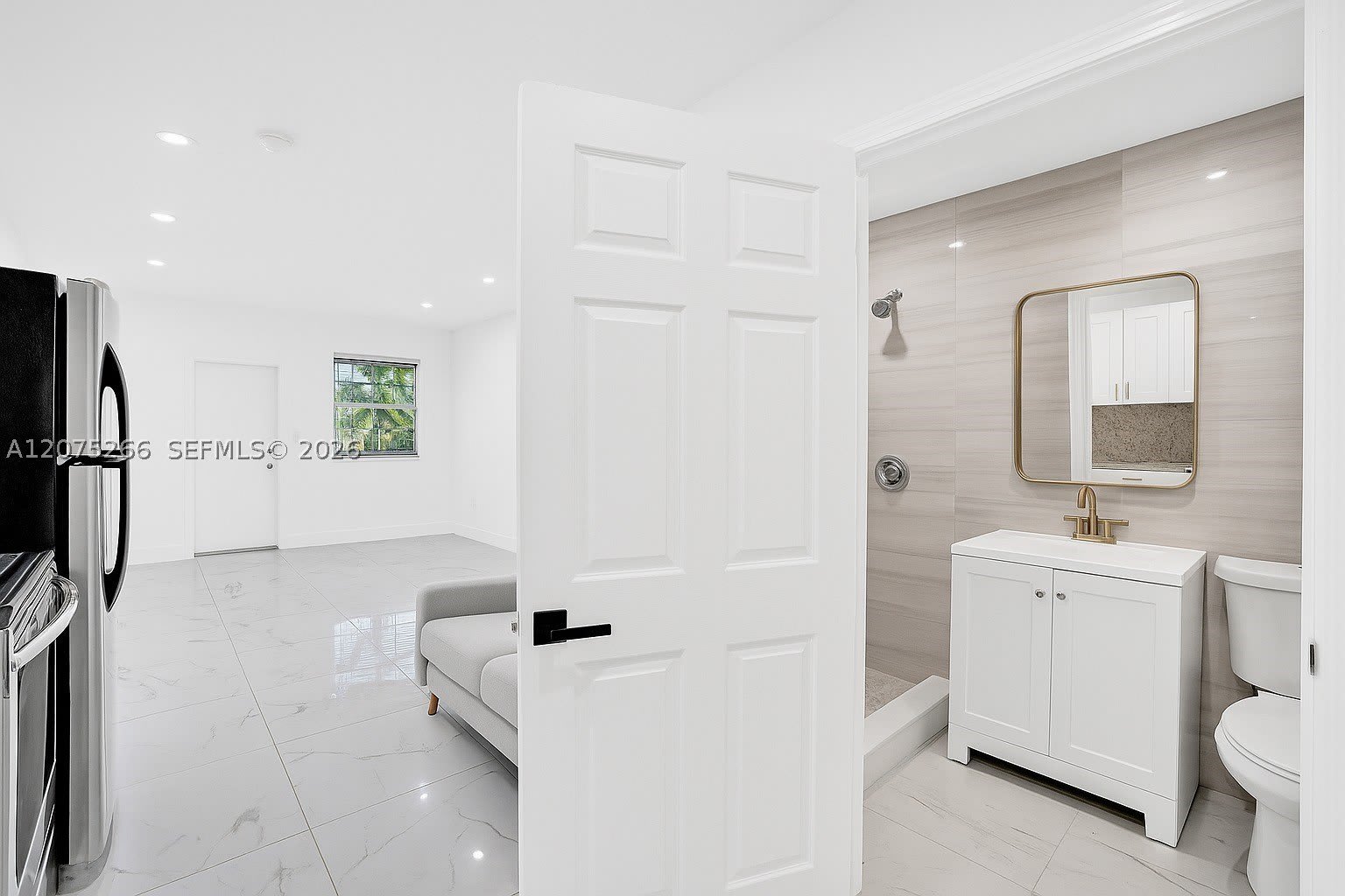 5807 SW 25th St – photo 4