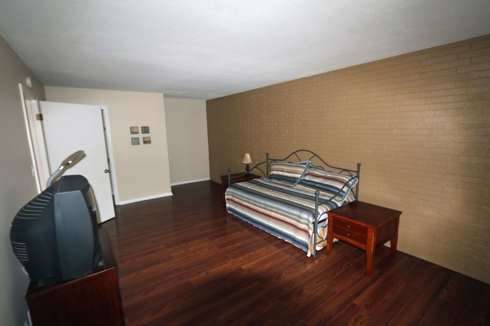 3-bedroom, 3 bathroom furnished home in Saint Joseph – photo 5