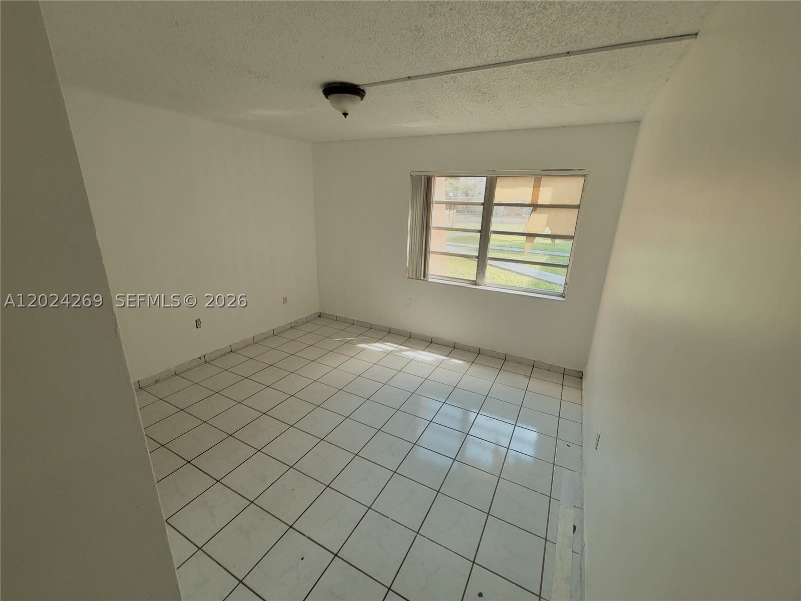 13701 Kendale Lakes Cir – photo 5
