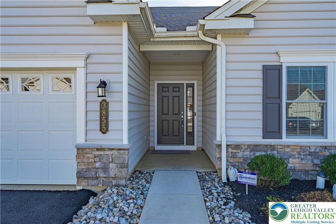 3855 Victors Way – photo 3