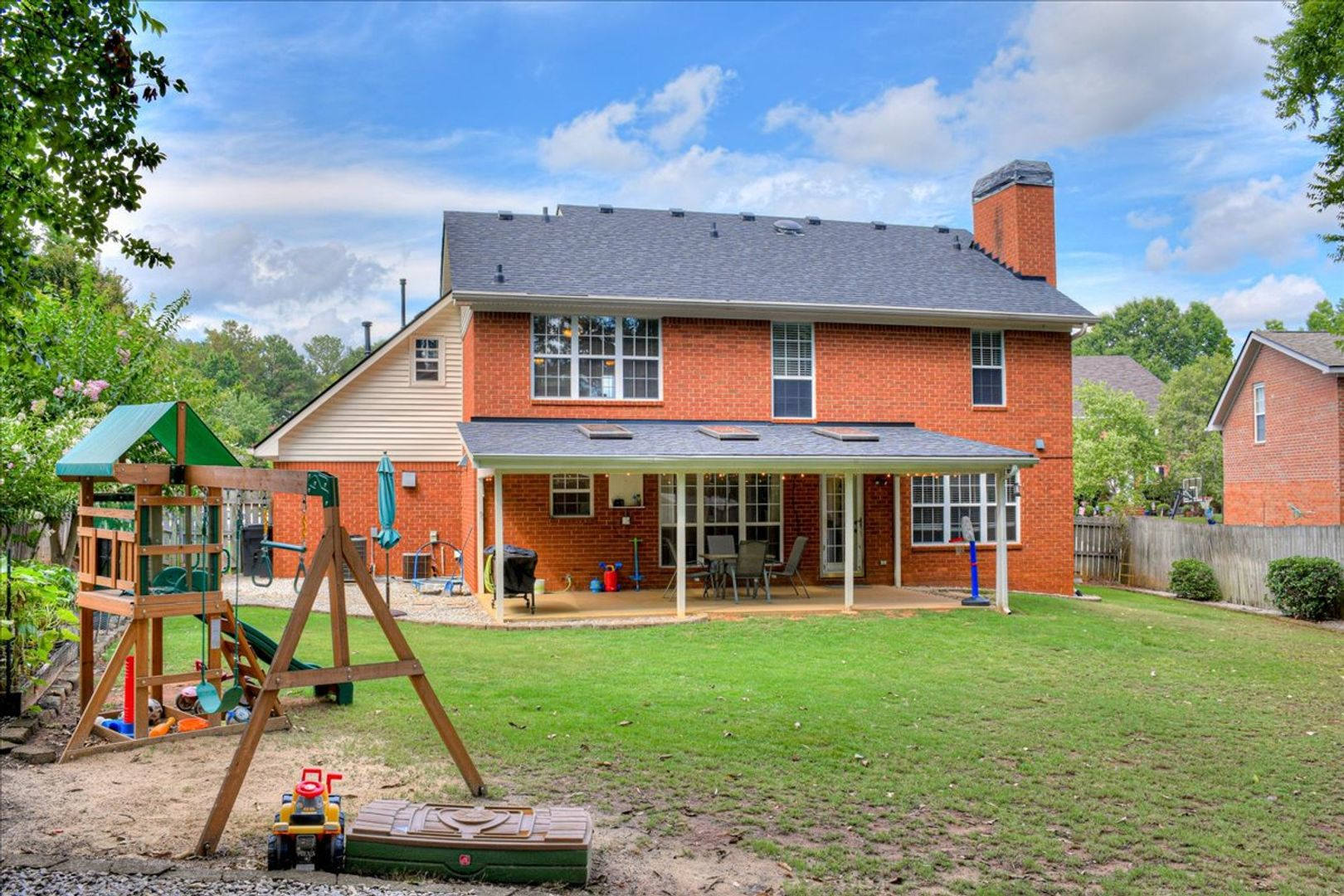 Home For Rent – photo 2