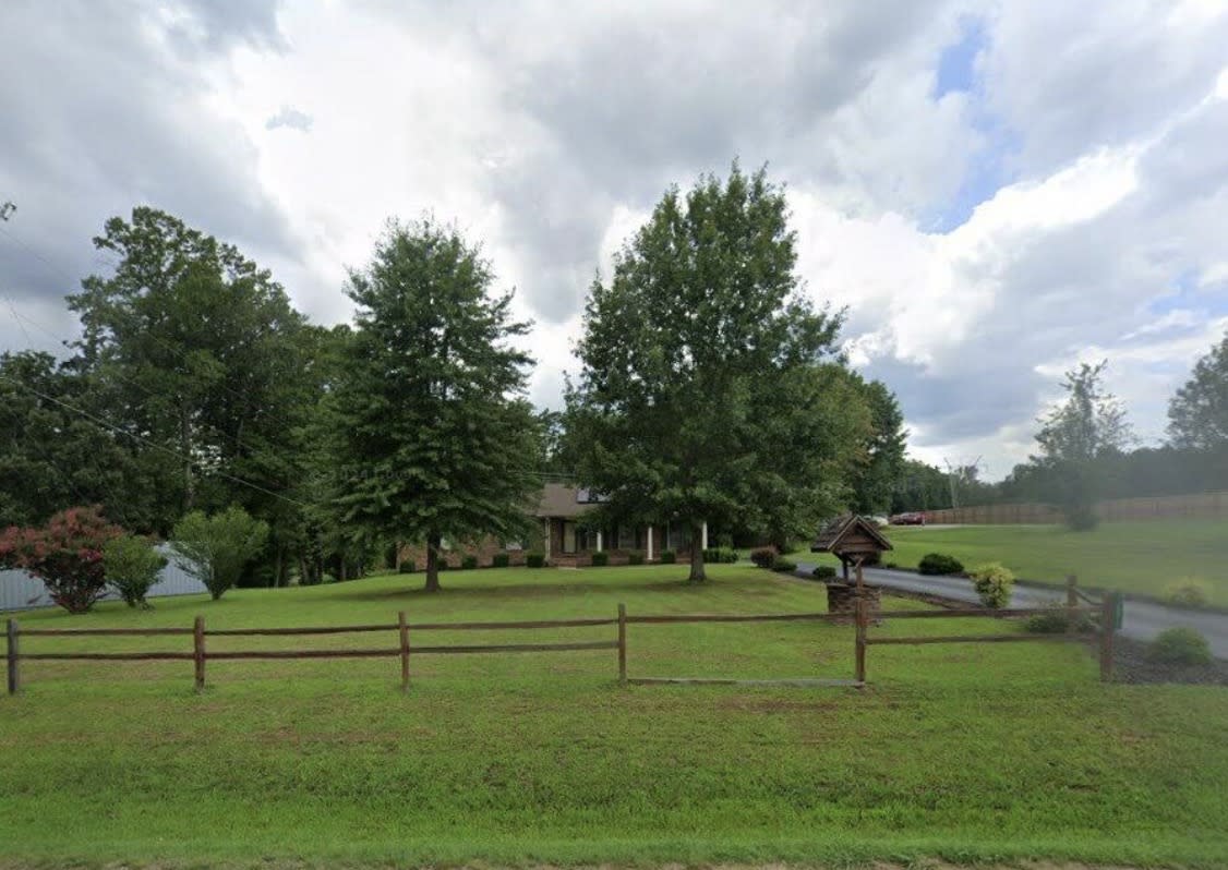 881 Little Creek Road – photo 2