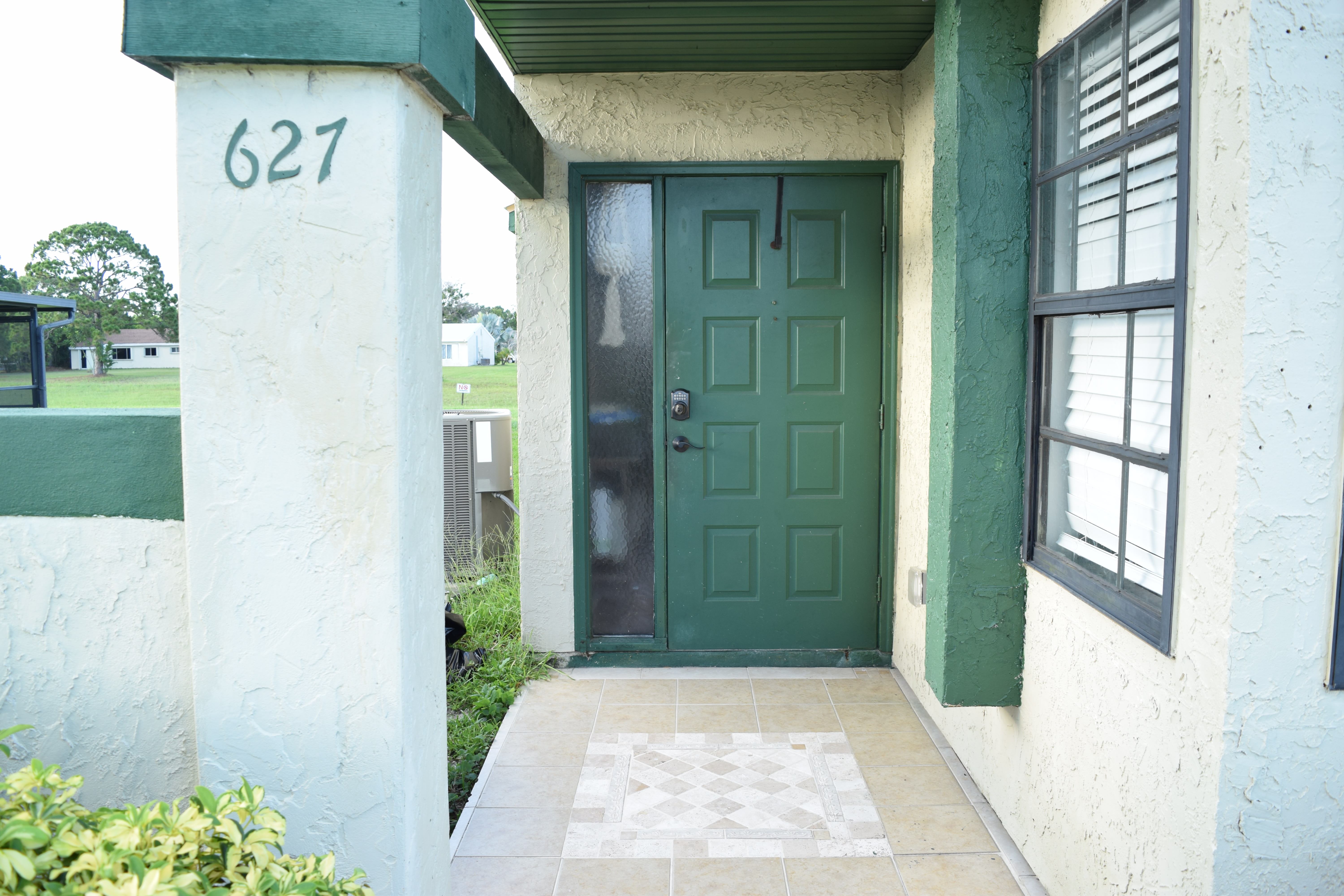 627 Southwest Jeanne Street – photo 2