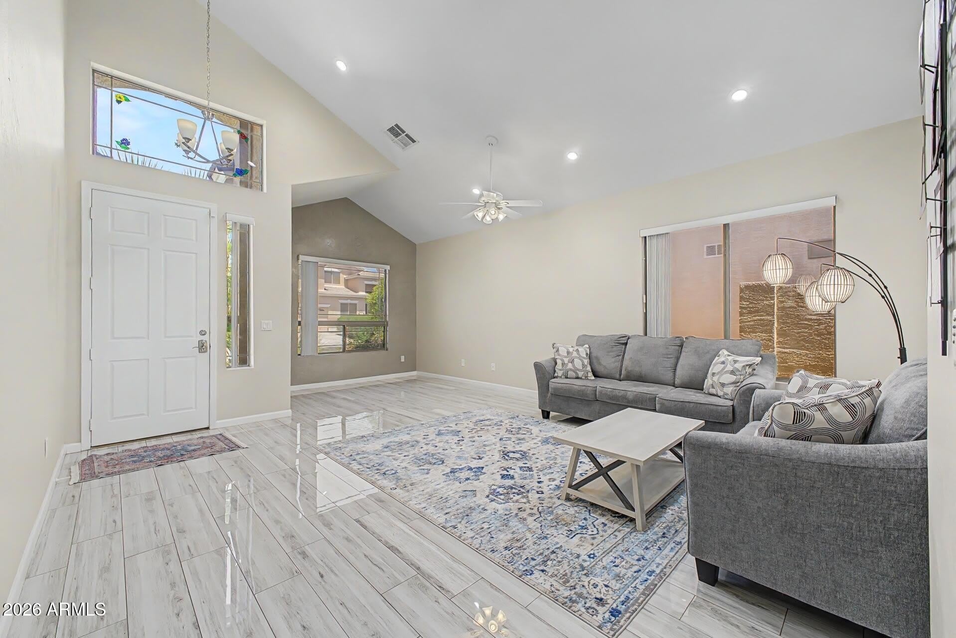 1015 E IRMA Lane – photo 4