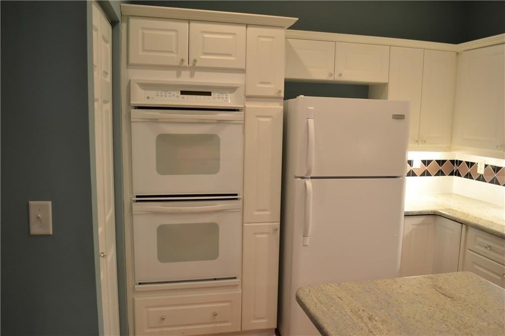 3047 Lenox Road – photo 2