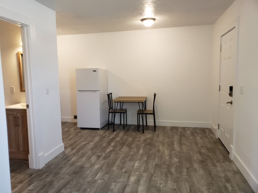 204 Ember Dr – photo 1