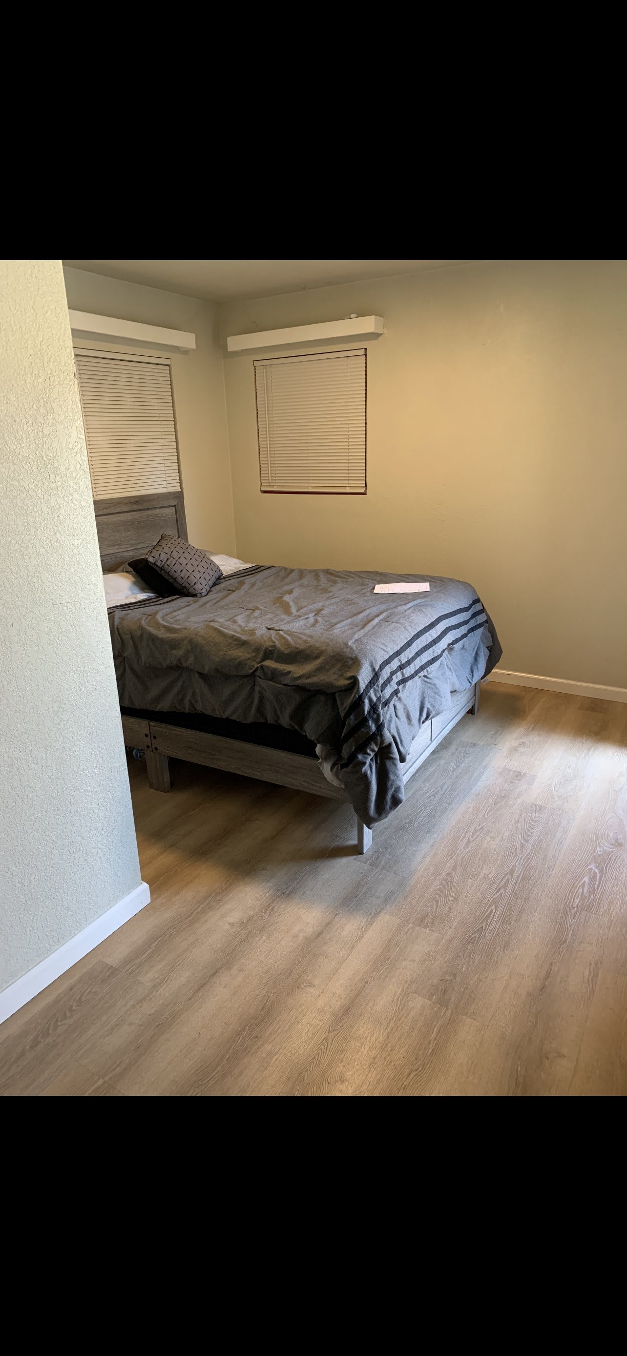 5031 Bakman Av. – photo 4