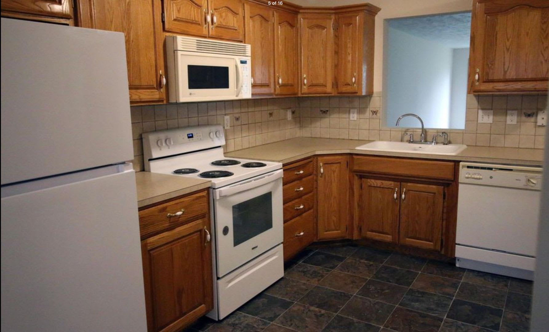 Charming 2BR House in Old Town Bellevue – photo 2