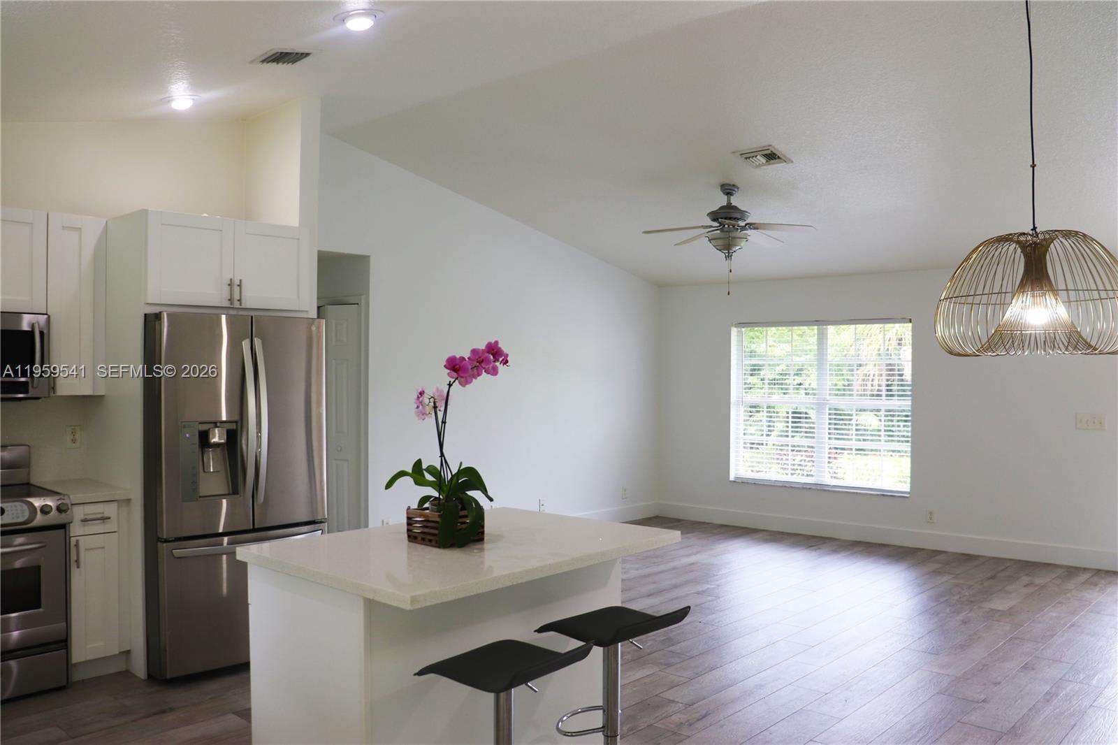 16930 Mead Hill Drive West – photo 4