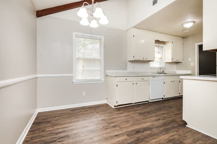 209 Bluebell Avenue – photo 5
