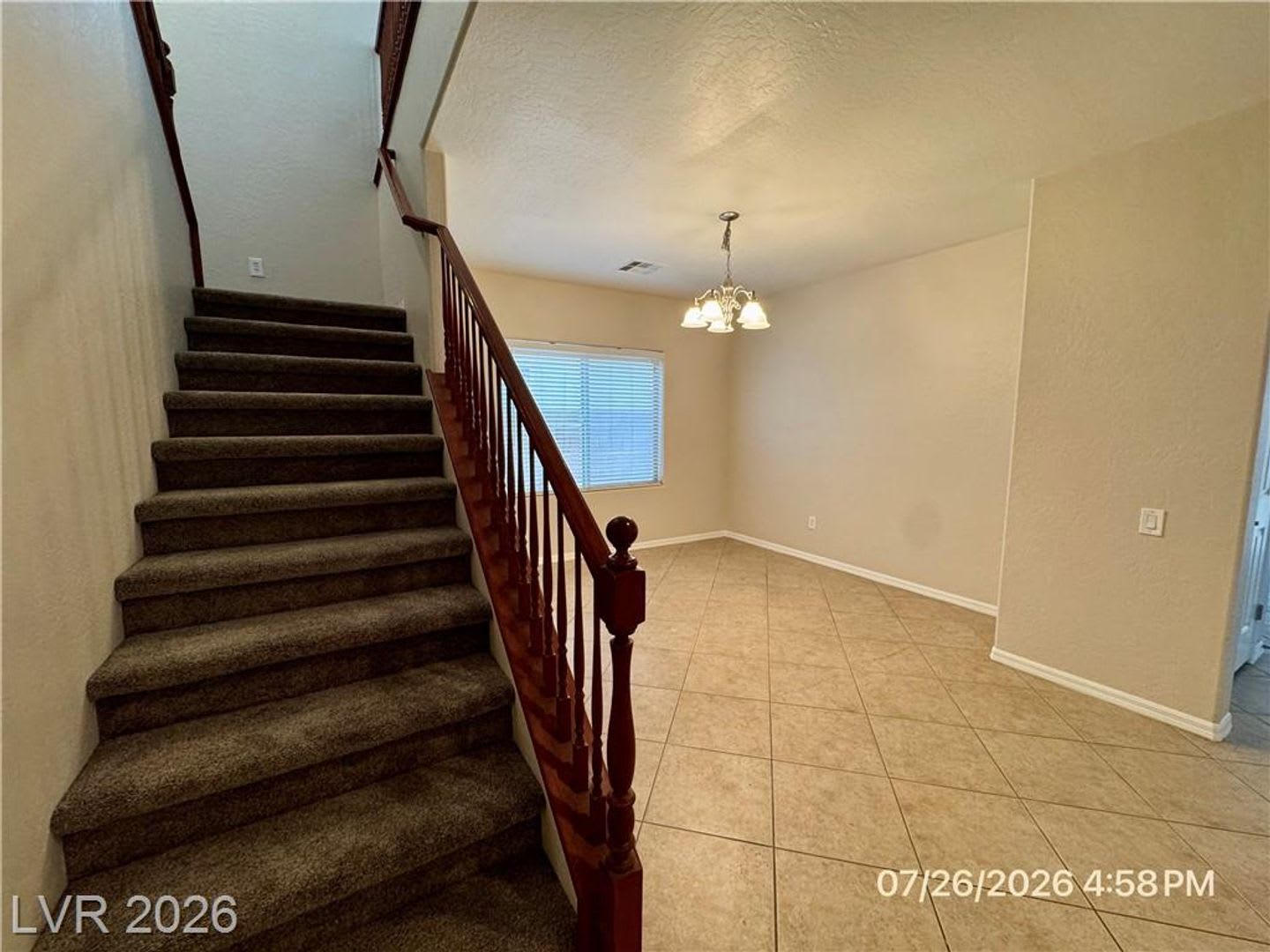 Beautiful Aliante Home with Huge Loft, New Carpet & Covered Patio – photo 4