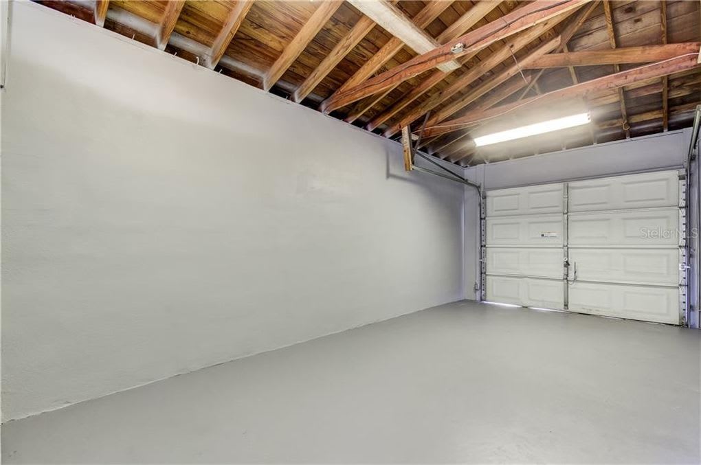 401 South Orion Avenue – photo 3