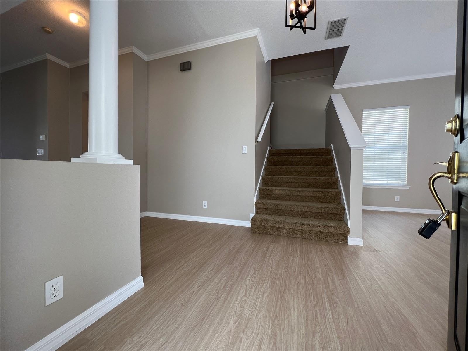 502 GREENBRIER Avenue – photo 2