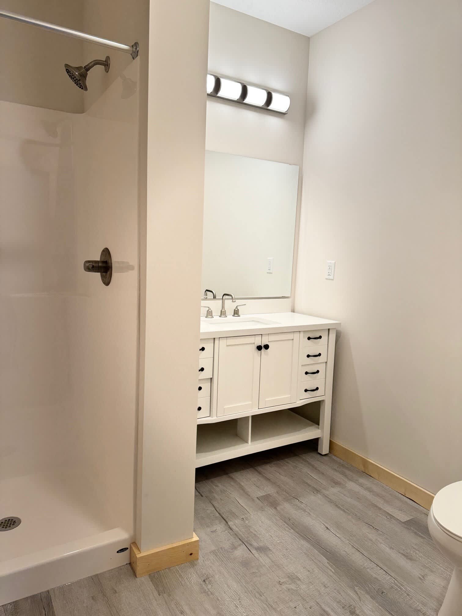 1212 Heckman Ct – photo 2