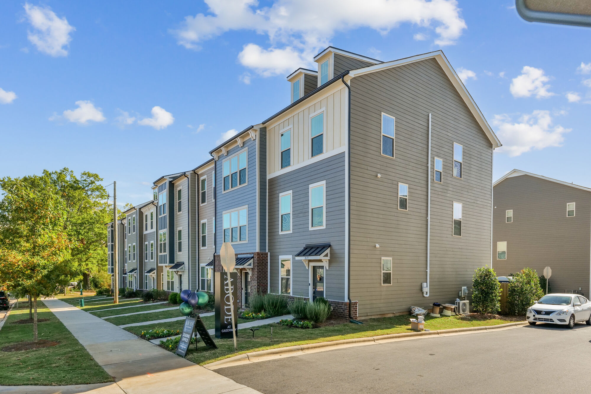 Abode Greenway – photo 3