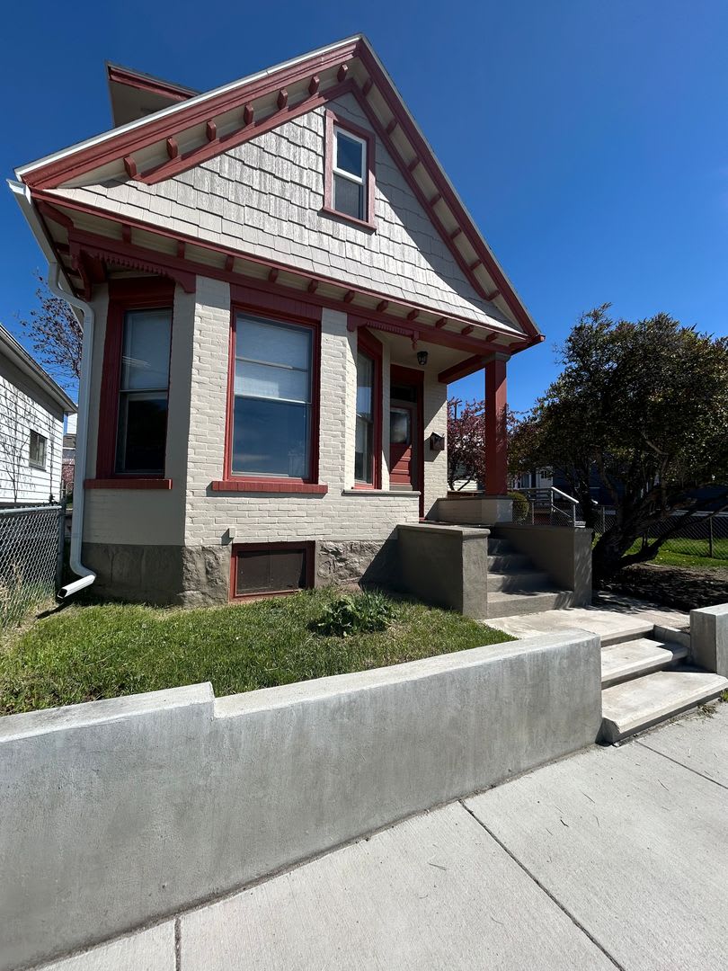 This charming property at 1005 W Park St in walking distants to Montana Tech. – photo 2