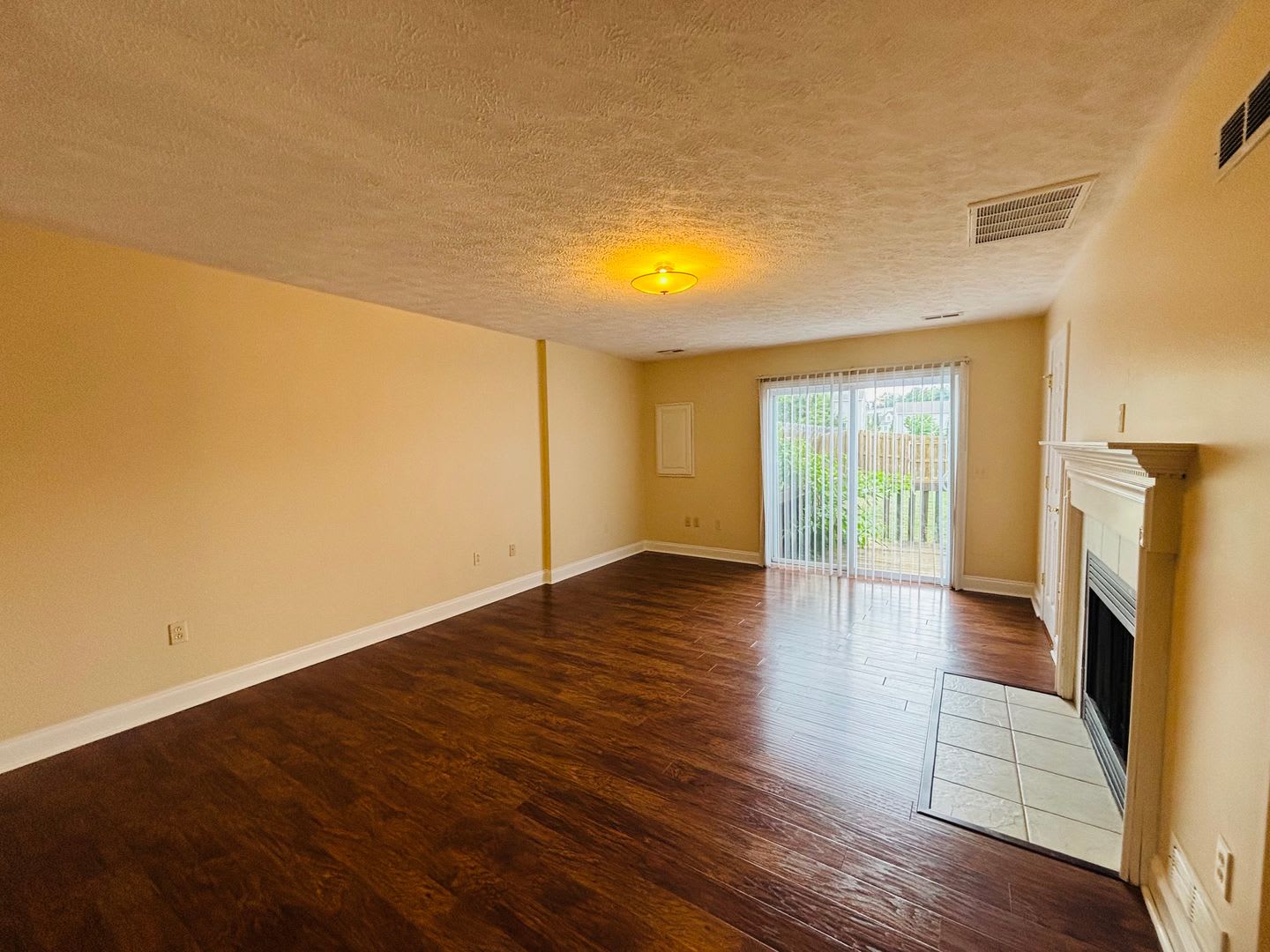 2 Bedroom, 2.5 Townhouse in Christiansburg – photo 5