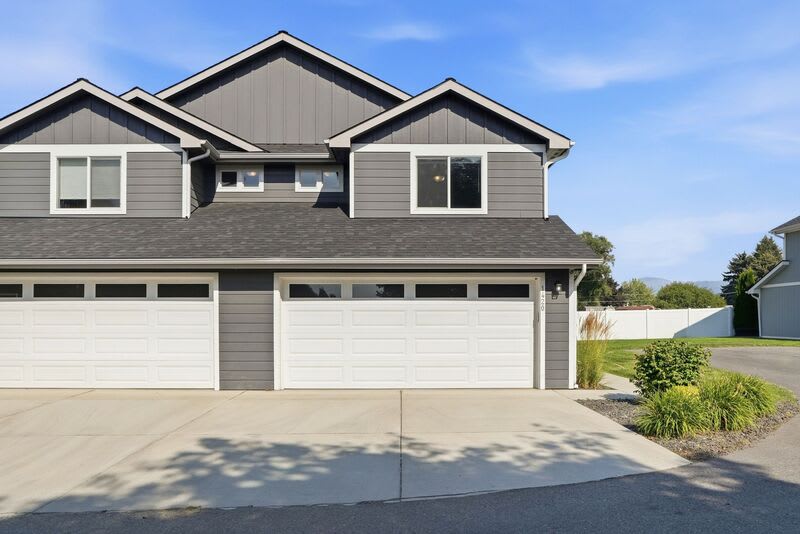 1422 North Michigan Lane – photo 3