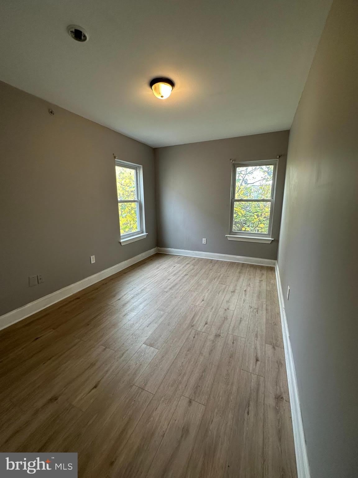 3808 SPRING GARDEN Street – photo 2