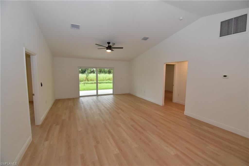 4668 Addley Ave – photo 3