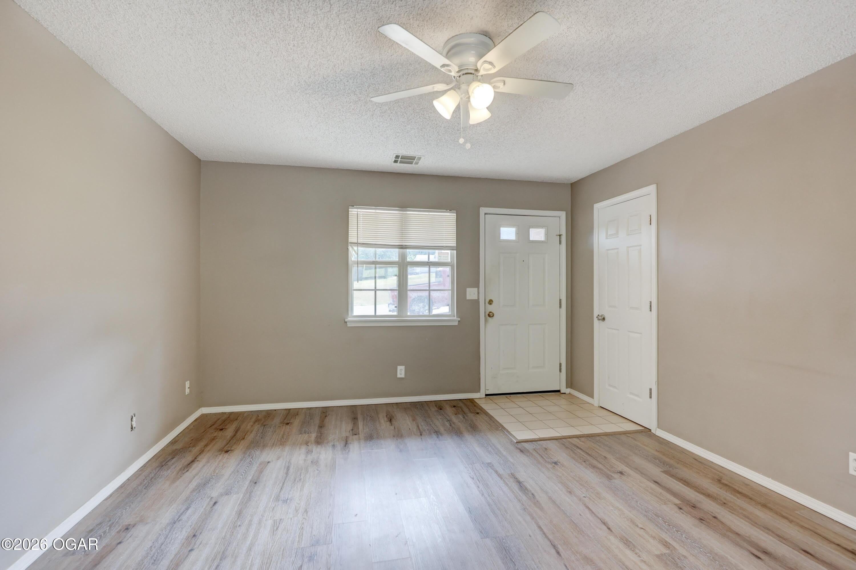 3812 N Indiana Avenue – photo 4
