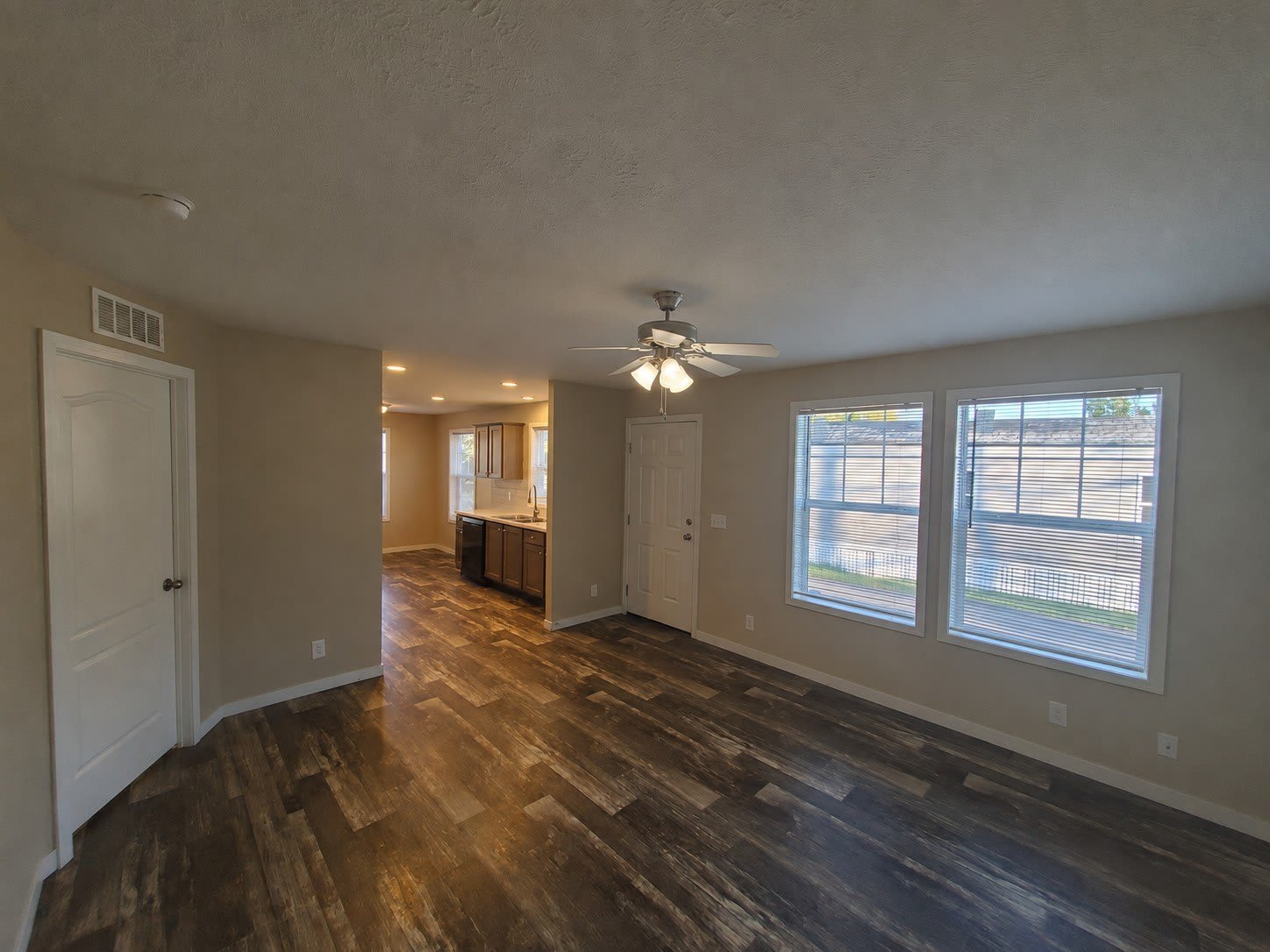 15 Starling Hill Drive – photo 2