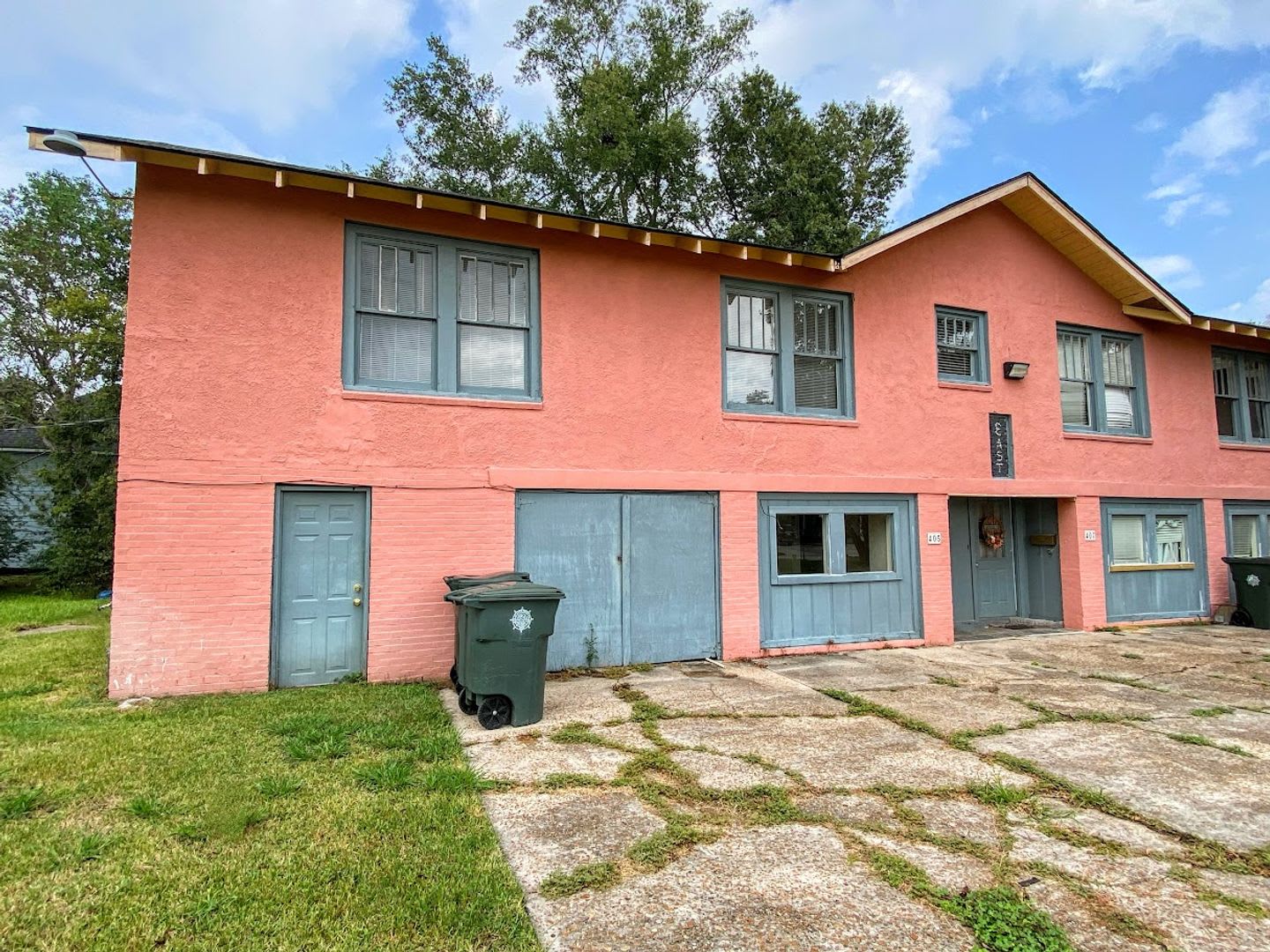2 bedroom/1 bathroom apartment for rent in Downtown Lake Charles, LA – photo 1