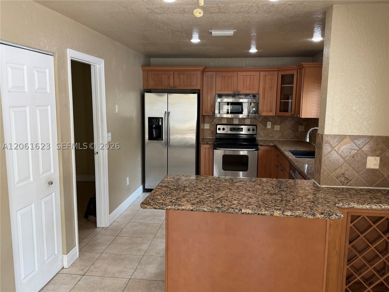 804 NW 99th Ave – photo 3