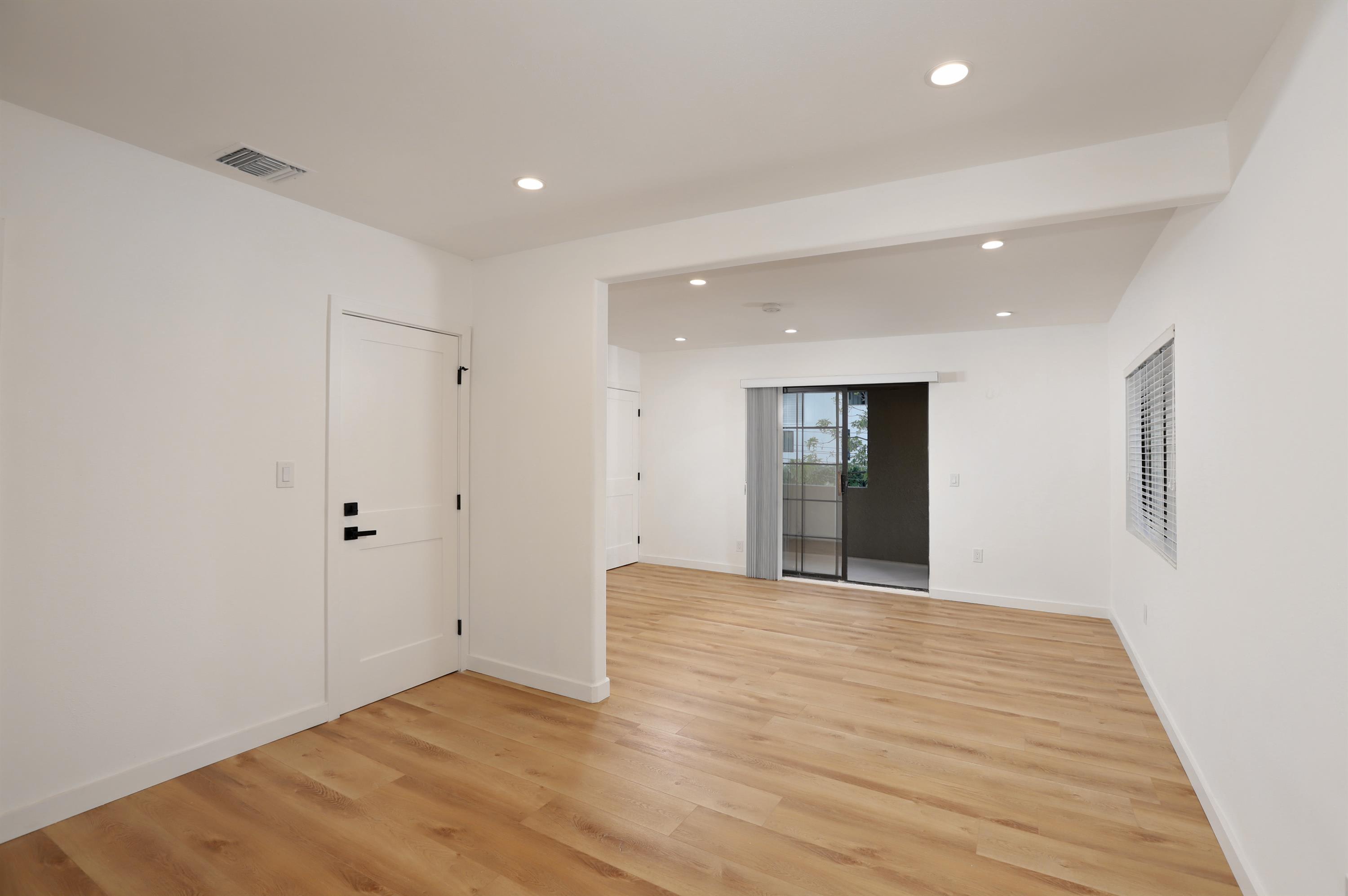2236 Glendale Boulevard – photo 3