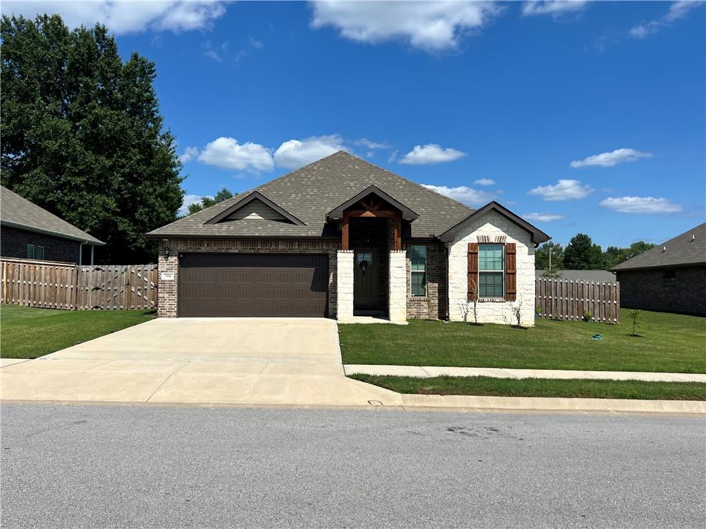 396 Hall Avenue – photo 1