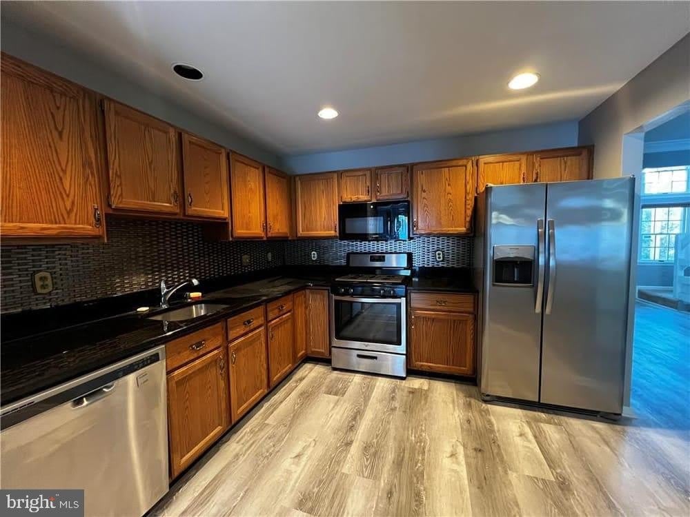 103 GREENBROOK Court – photo 3