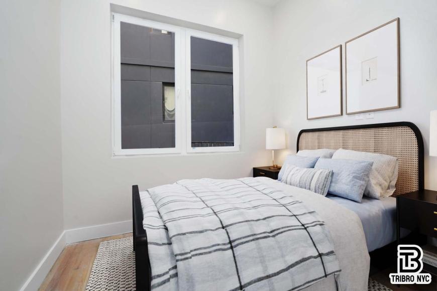 850 Flushing Avenue – photo 4