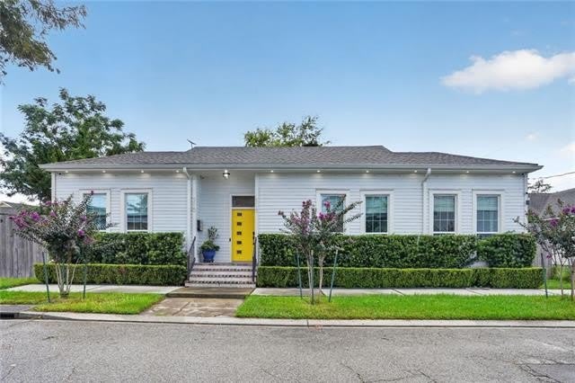 516 PENISTON Street – photo 1