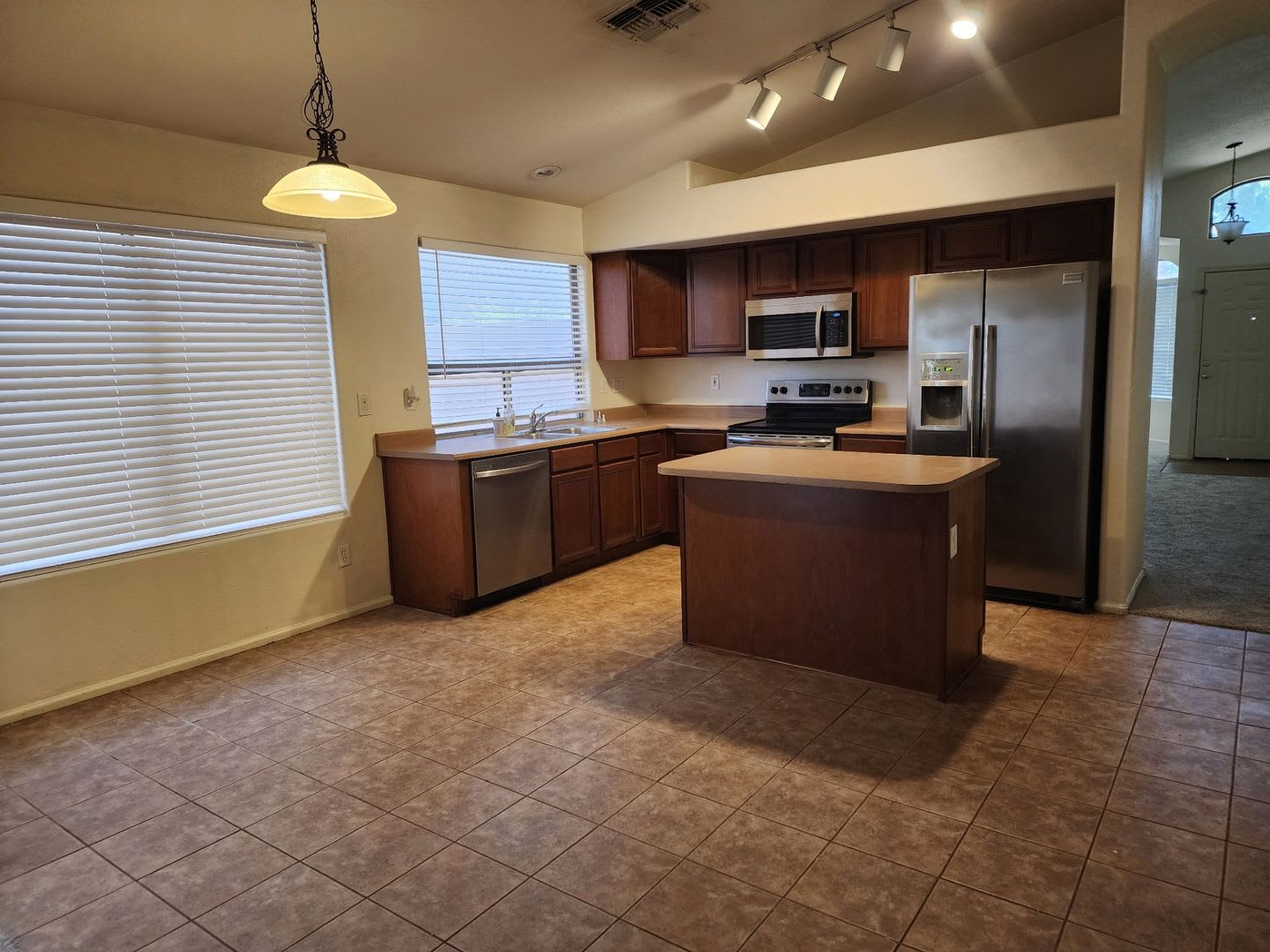 MARICOPA RENTAL IN RANCHO EL DORADO! – photo 2