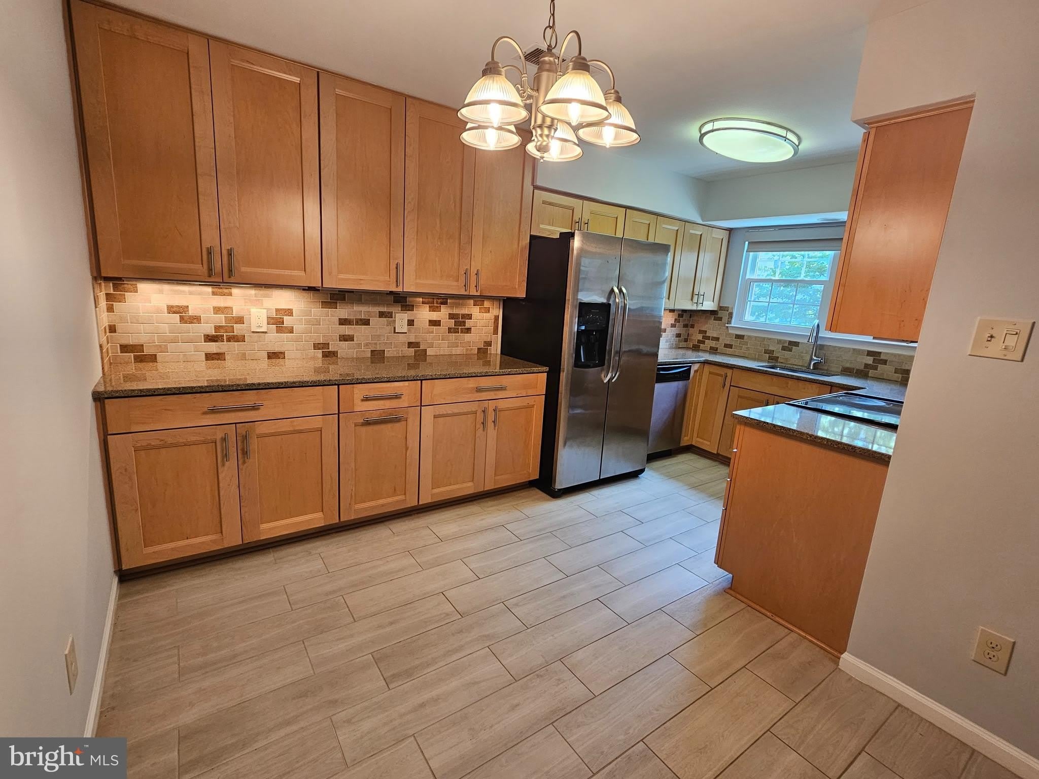 12109 Greenway Court – photo 1