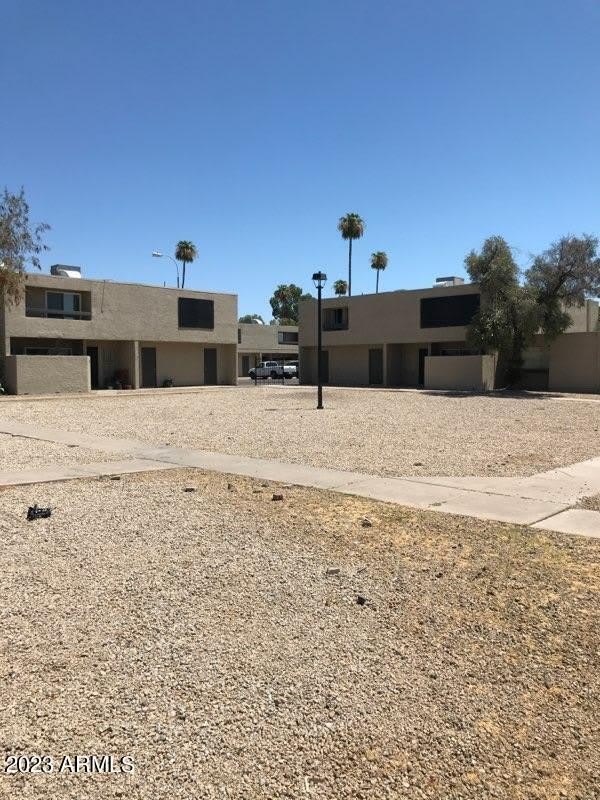 2674 N 43Rd Avenue – photo 2