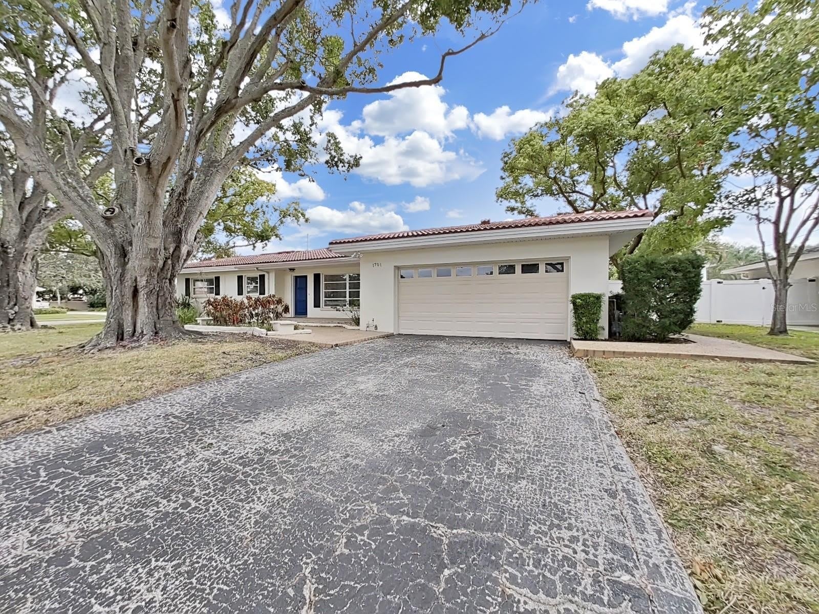 1701 LAURIE LANE – photo 2
