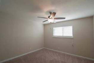 912 Blue St New – photo 2