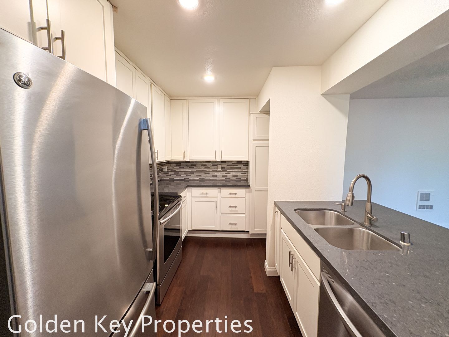 Stunning condo in the Arroyo Villas Community! – photo 3