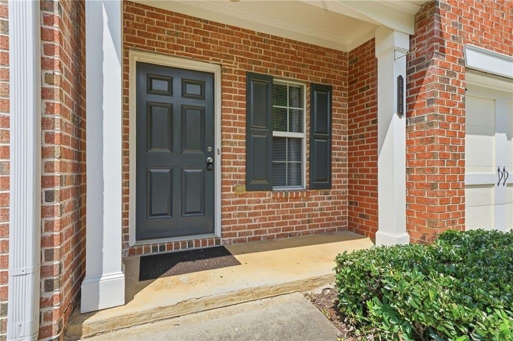 5682 Lawley Drive – photo 2
