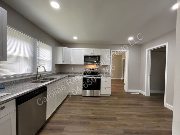 801 Bostian Avenue – photo 5