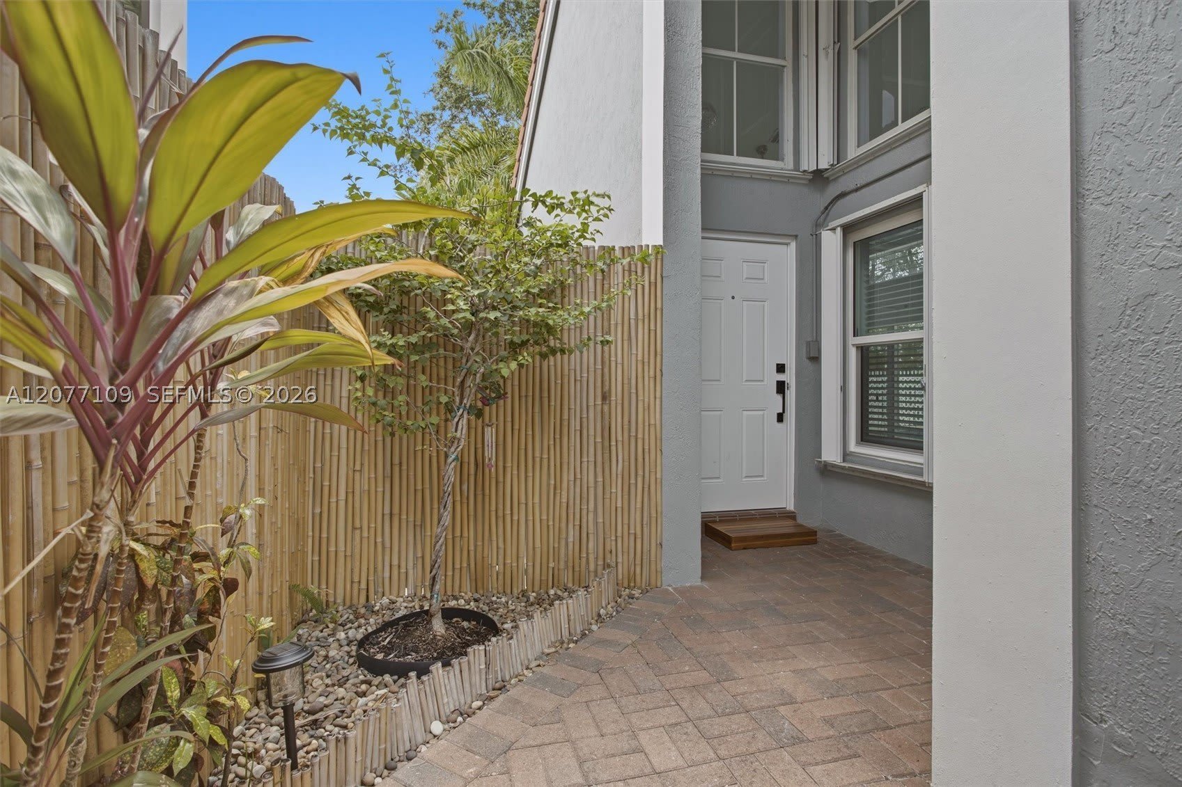1880 Sweetbay Way – photo 3