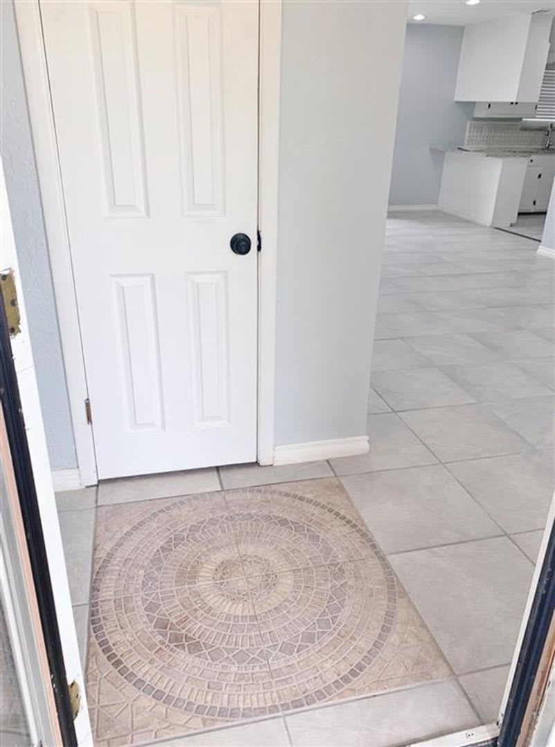 4207 Se Camden Way Available Now – photo 3