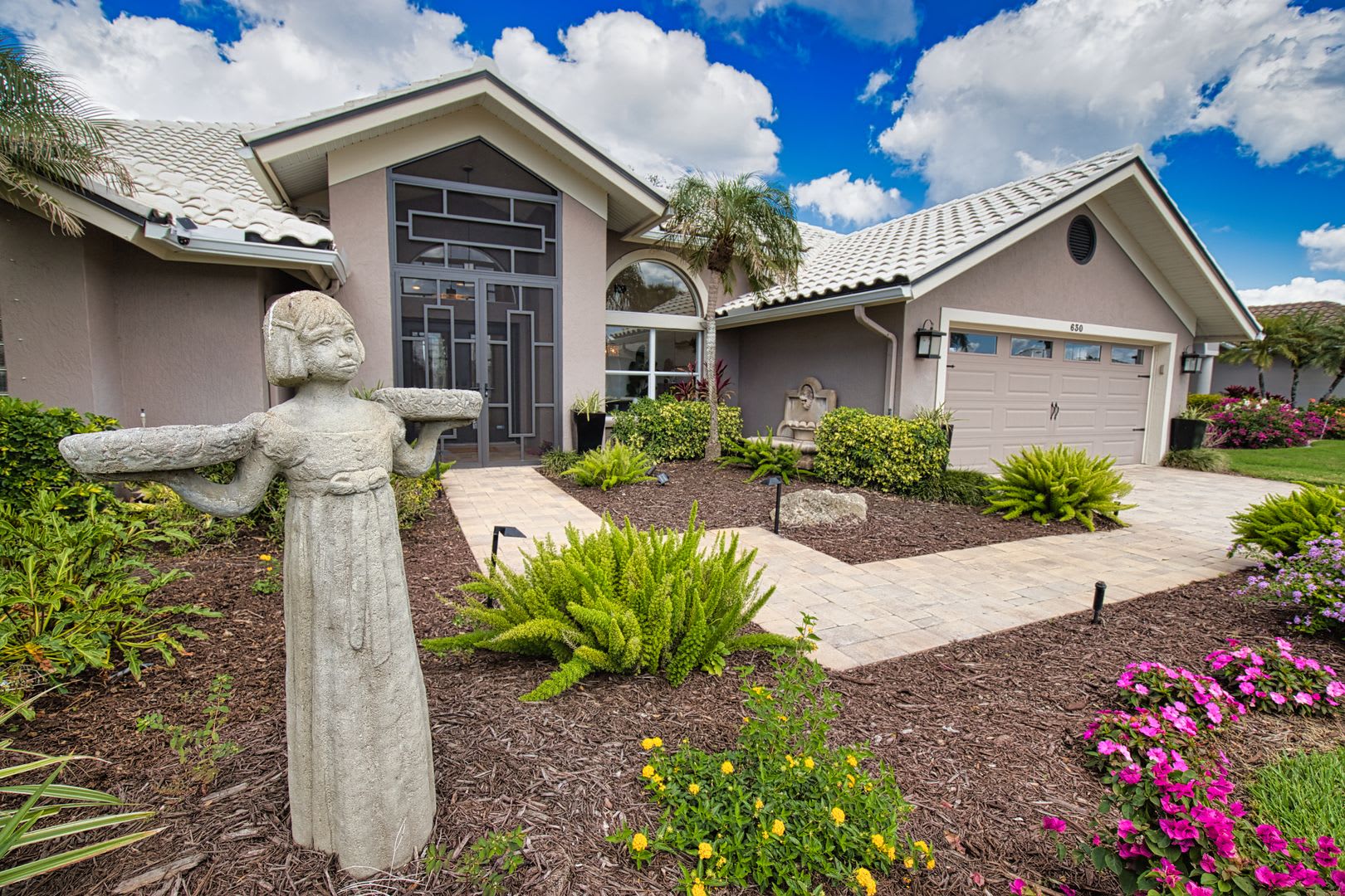 Luxury Home With Saltwater Heated Pool Spa Spectacular Golf Course Views And Includes Social Membership To The Plantation Golf And Country Club – photo 5