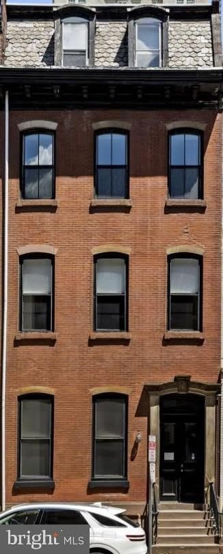 1903 SPRUCE Street – photo 1