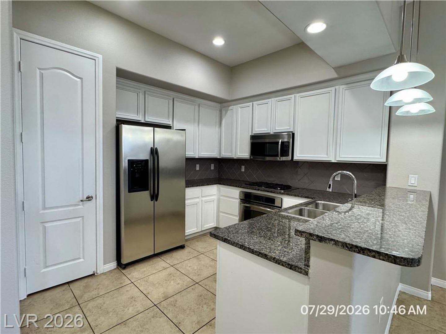 2 Bed 2 Bath In A Guard Gated Community With Resort Style Amenities – photo 2