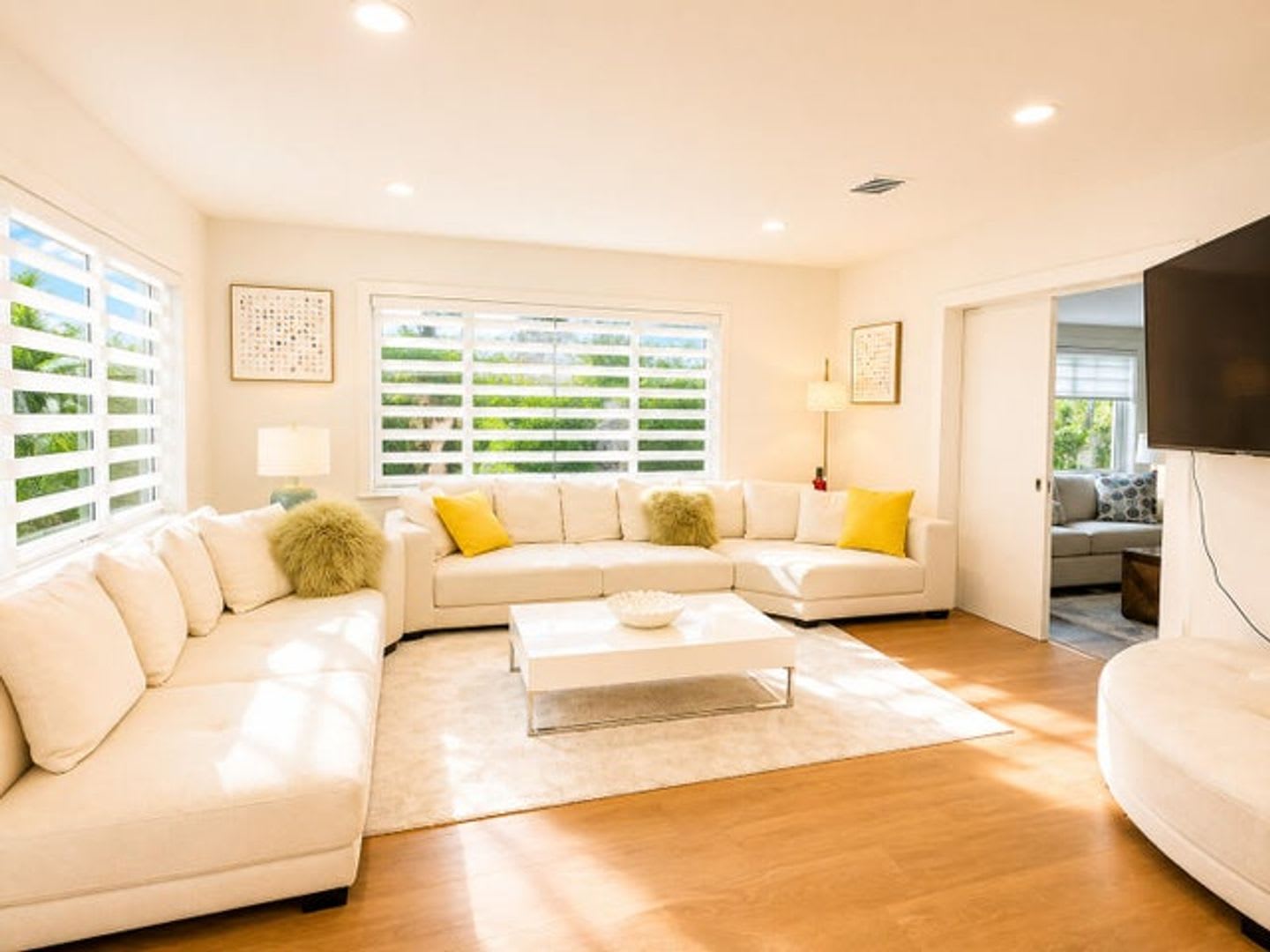 800 SE 11TH Court, Fort Lauderdale, FL 33316 – photo 5