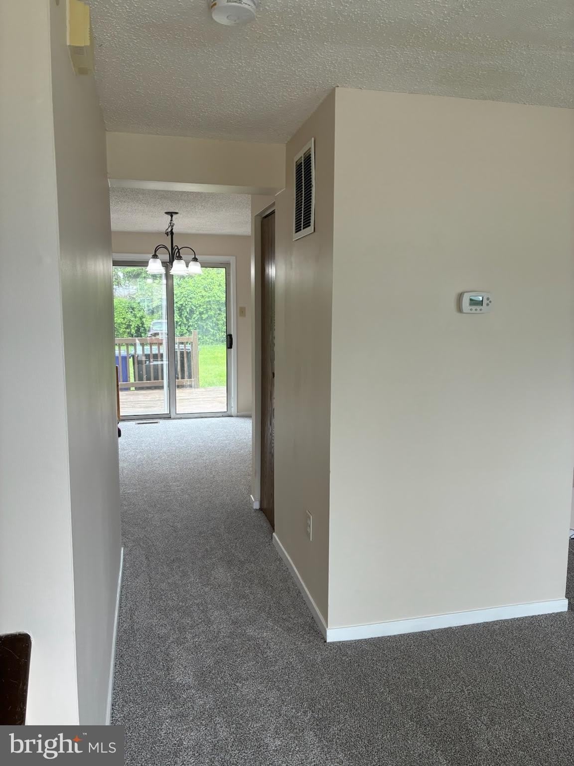 1537 VIOLET Drive – photo 3
